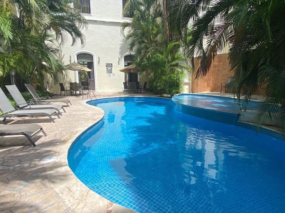 Gran Real Yucatan Hotel